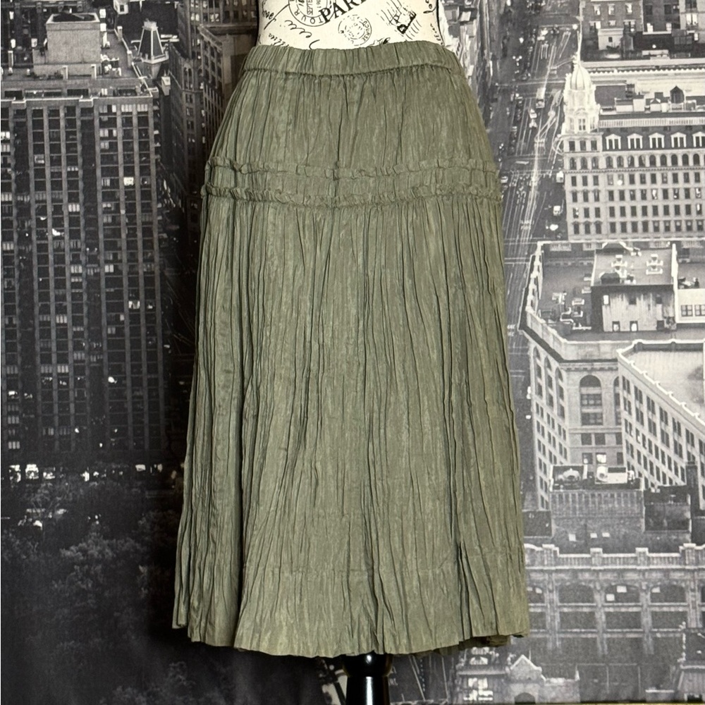 Club Monaco Charlotte Skirt in Light Olive